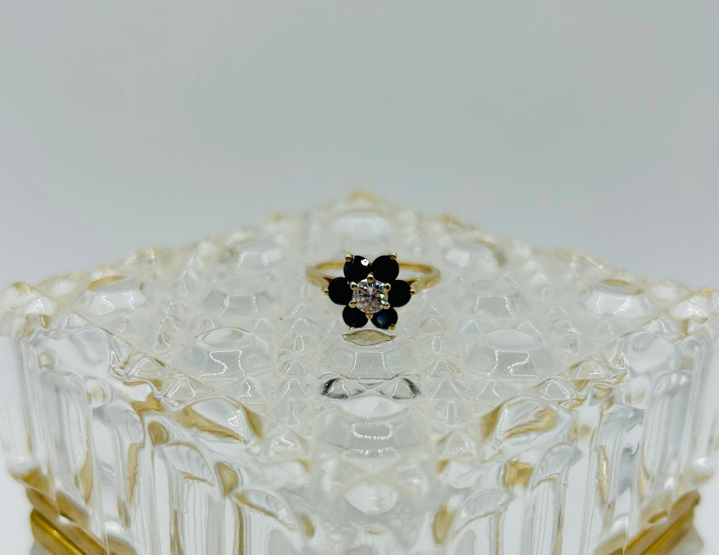 Onyx & Diamond Flower Ring (1 carat) in 14K Yellow Gold
