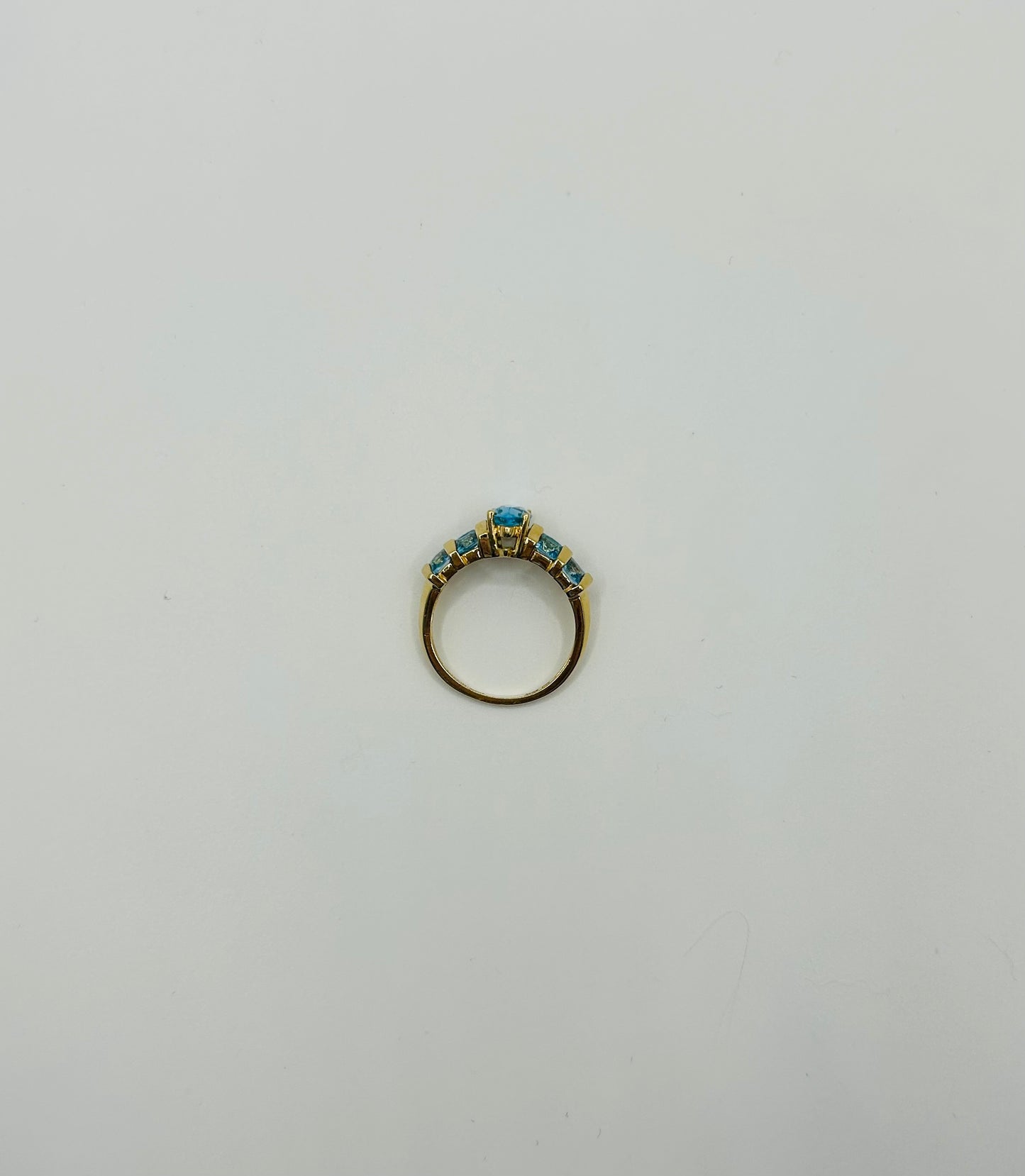 Blue Topaz Ring in 14K Yellow Gold