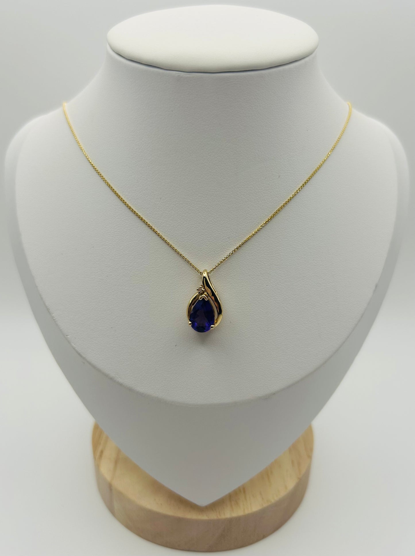 Pear Shaped Amethyst Pendant in 14K Yellow Gold