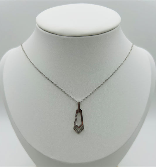 Diamond Pendant (.10pts t.w.) in Sterling Silver